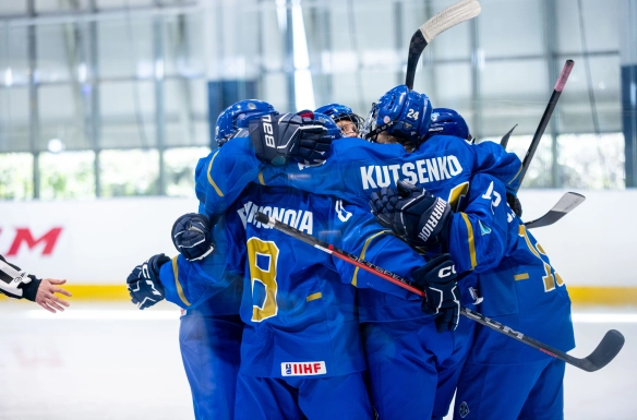 Женская сборная Казахстана одержала четвертую победу на ЧМ