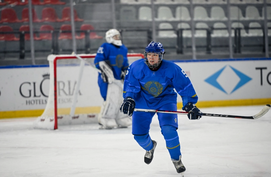 Состав женской команды Казахстана до 18 лет на турнир «2026 World Selects Invitational U18»