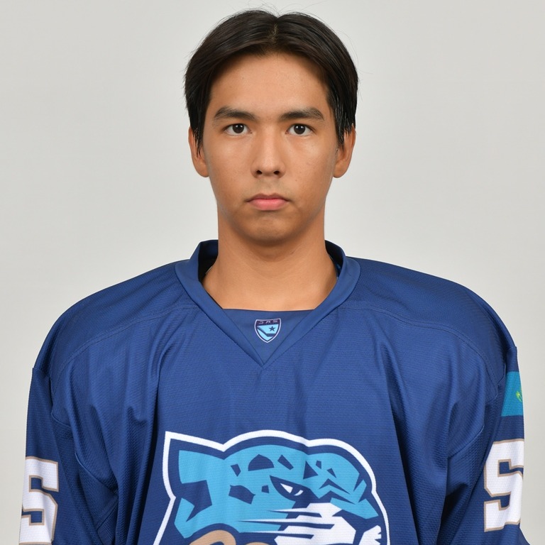 Қайсар Арнұр