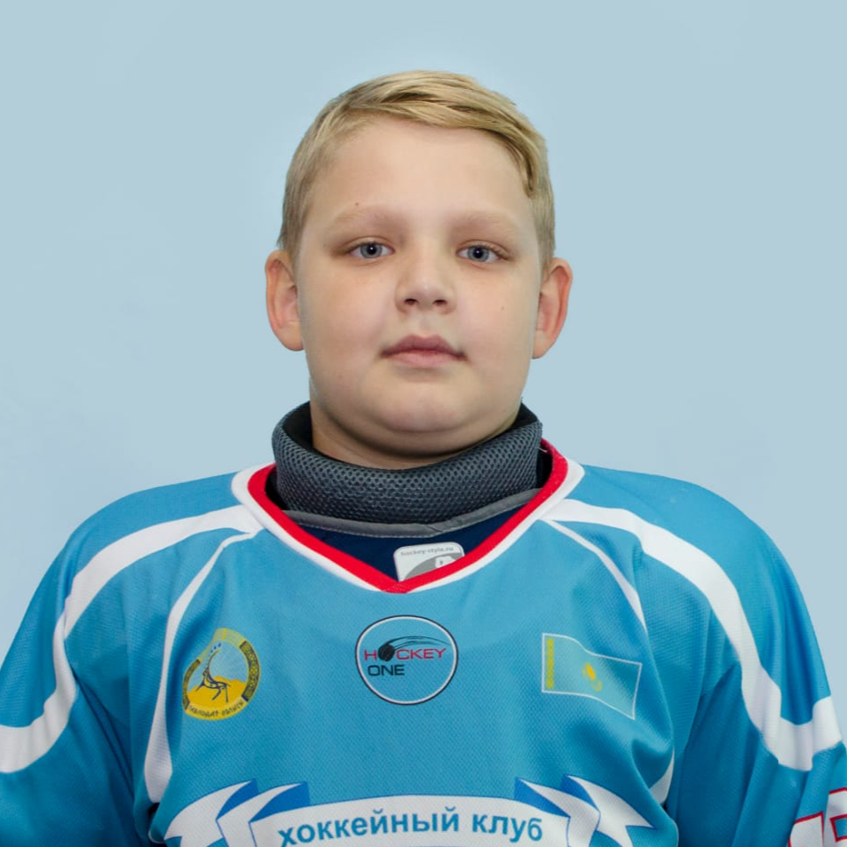 Голов Максим